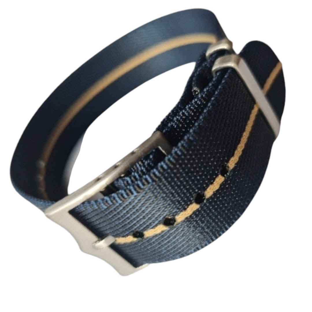 textiles Uhrenarmband mit mattierter Edelstahlschliesse